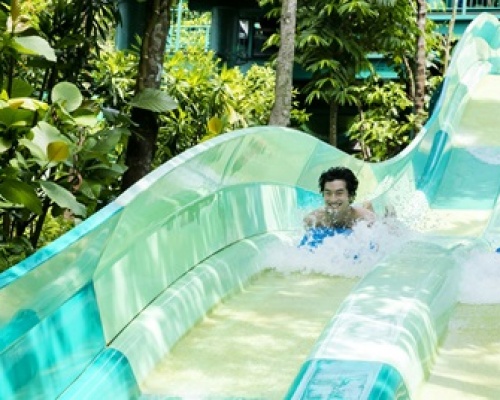 Adventure-Cove-Waterpark-Dueling-Racer-1366x666