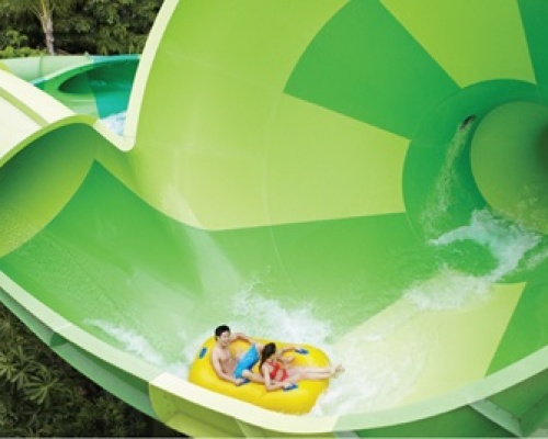 Adventure-Cove-Waterpark-Spiral-Washout-1367x667
